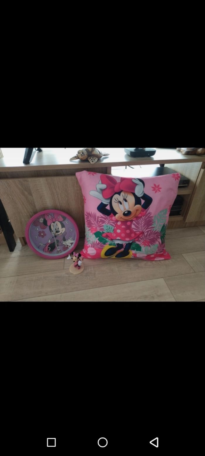 Lot Minnie