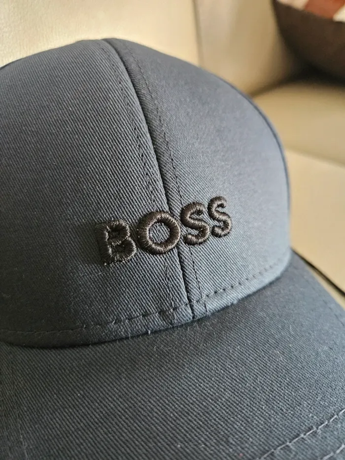 Casquette bleu marine Hugo Boss - photo numéro 2