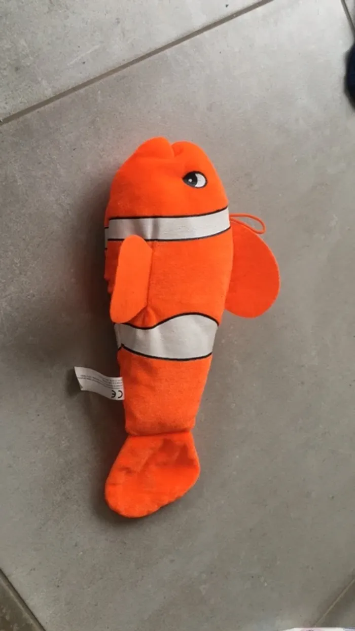 Poisson en peluche