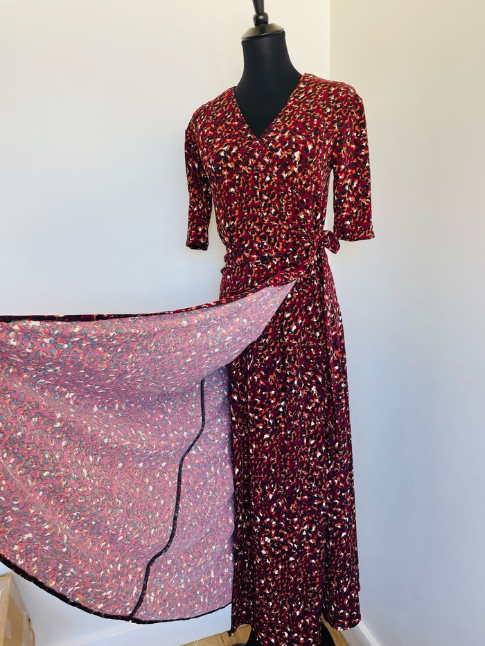 🌸 Sublime Robe longue. Motifs Léopard. Taille unique. - photo numéro 4