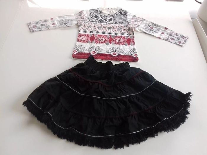 Ensemble 4 ans Catimini Jupe et haut ML