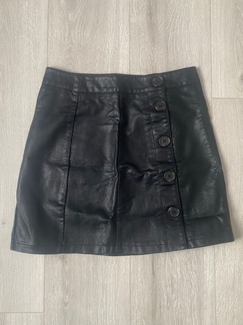 Jupe simili cuir noire – Taille 36