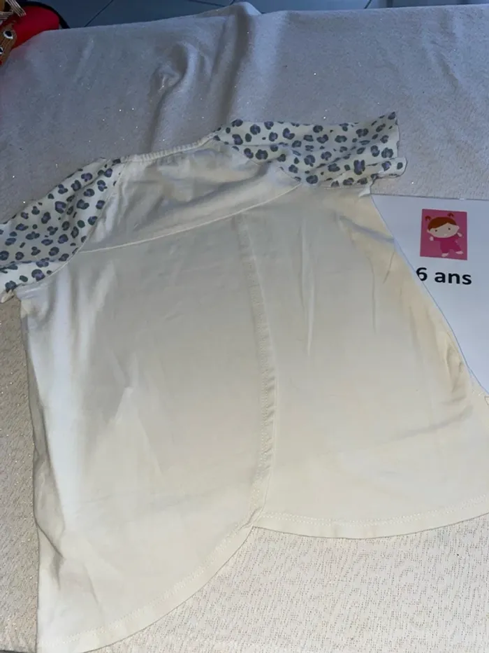 Tee shirt Kiabi 6 ans - photo numéro 7