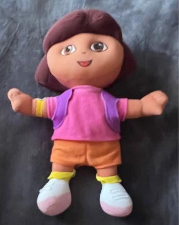 Peluche Dora l’exploratrice comme neuve