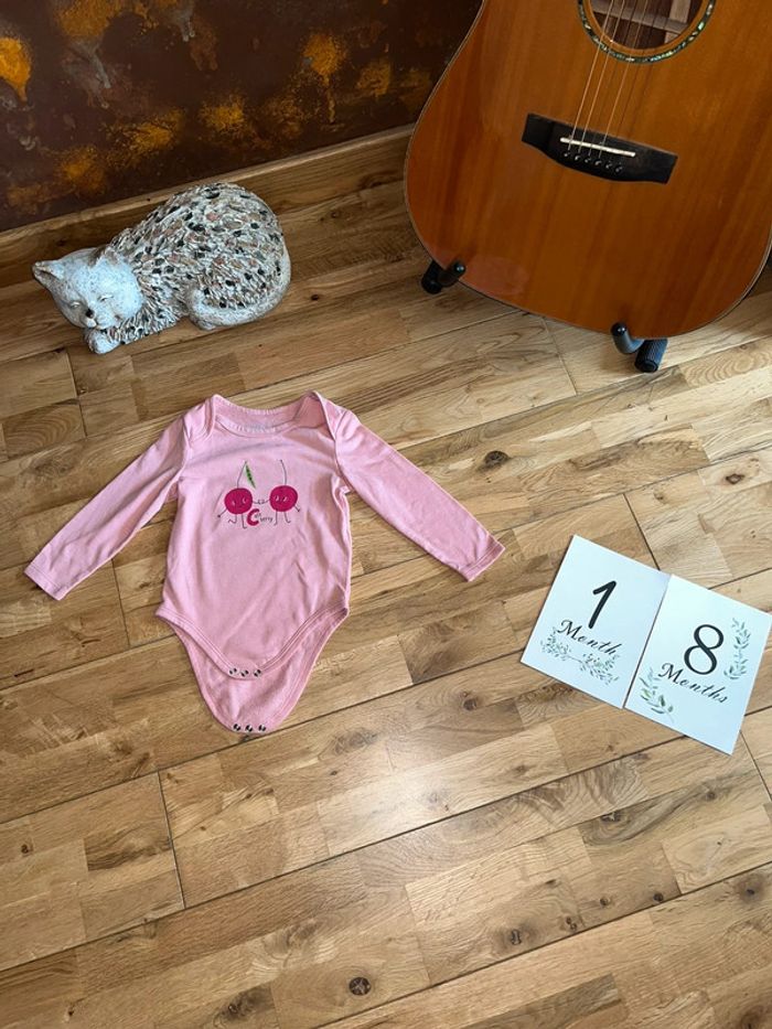 Joli body thermolactyl damart très bon état 18 mois