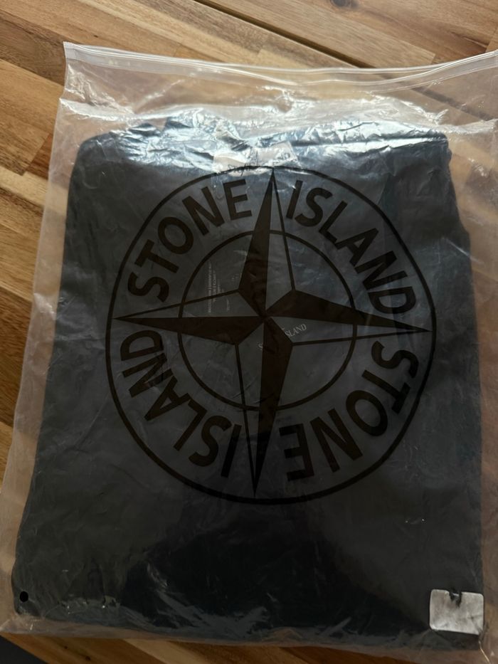 Pull stone island - photo numéro 5