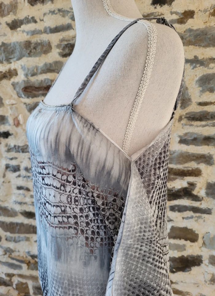 Débardeur motifs serpent gris et blanc M By Mosquitos Taille 40 - photo numéro 3