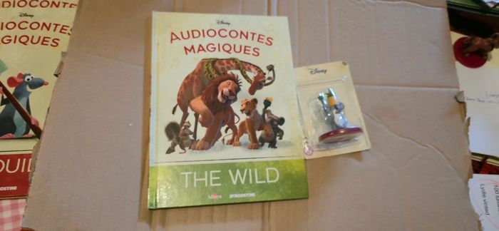43ėme audioconte magique altaya deagostini disney audio conte compte comte magic livre& figurine