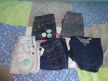 Lot pantalon et salopette tissaia et kiabi 3 mois