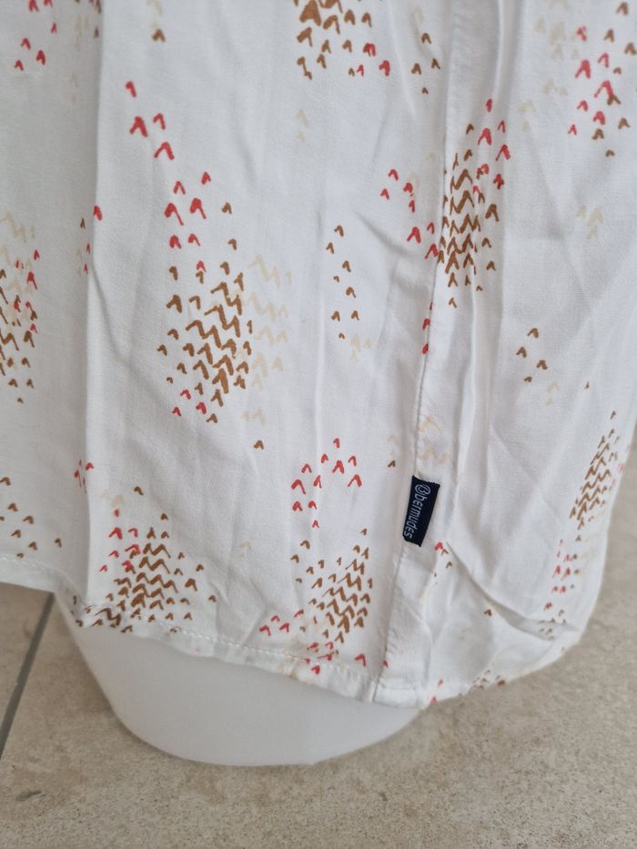 Haut blanc avec motif cœurs envolés Bermudes - photo numéro 5
