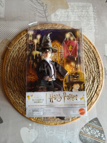 Barbie Harry Potter et le choixpeau magique
