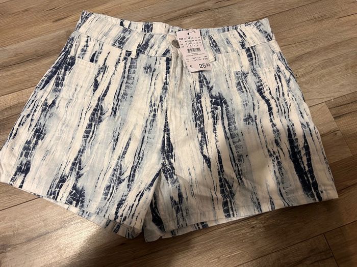 Short en jean , camaïeu , 38 , neuf avec étiquette