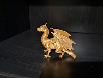 Figurine Dragon imitation or