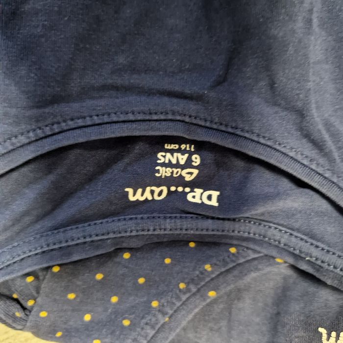 Lot de Tee-shirt manche longue marine et à pois dpam 6 ans - photo numéro 2