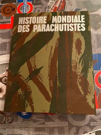 Livre sur les parachutistes