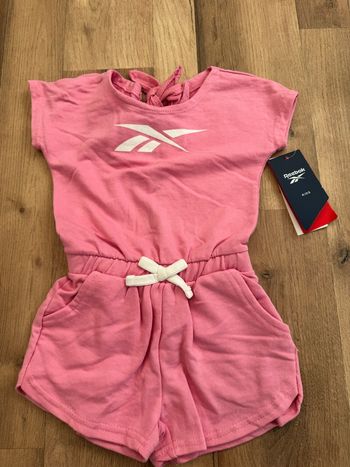Robe Reebok