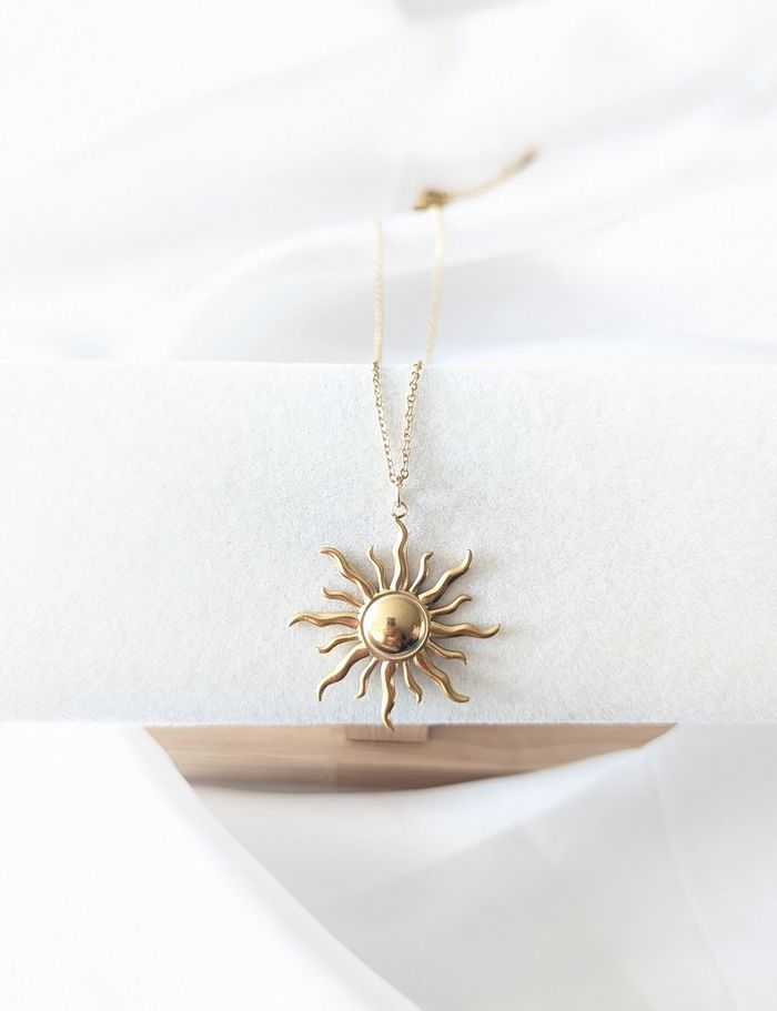 Collier soleil