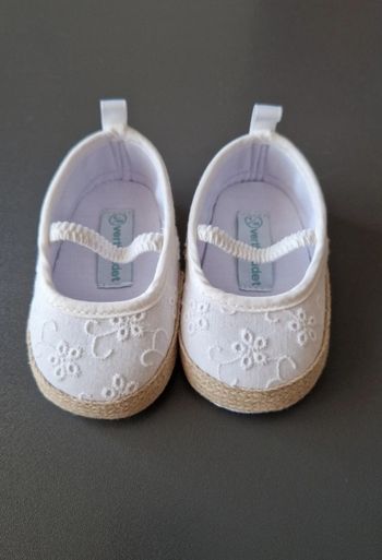 Chaussons ballerines blanche bébé