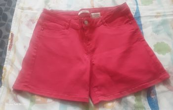 Short  couleur  femme
