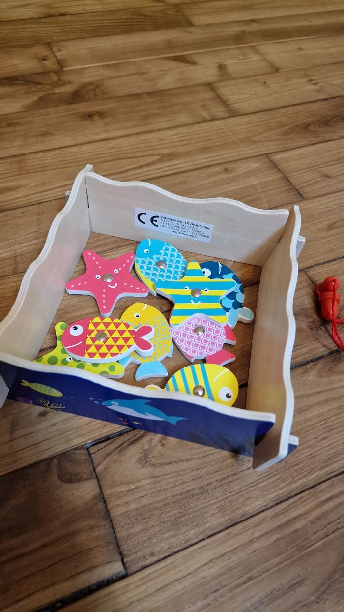 Jeu pêche à la ligne en bois aimanté - photo numéro 2