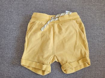Short  18 mois