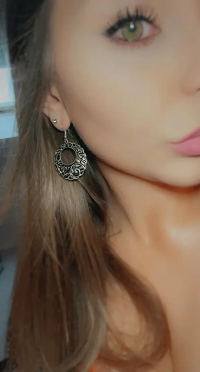 Boucles d’oreilles Neuves 🩶 - photo numéro 5
