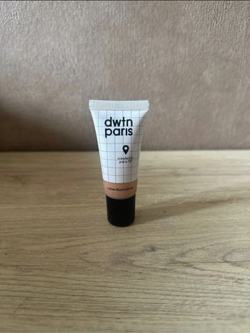 Crème illuminatrice DWTN Paris neuve