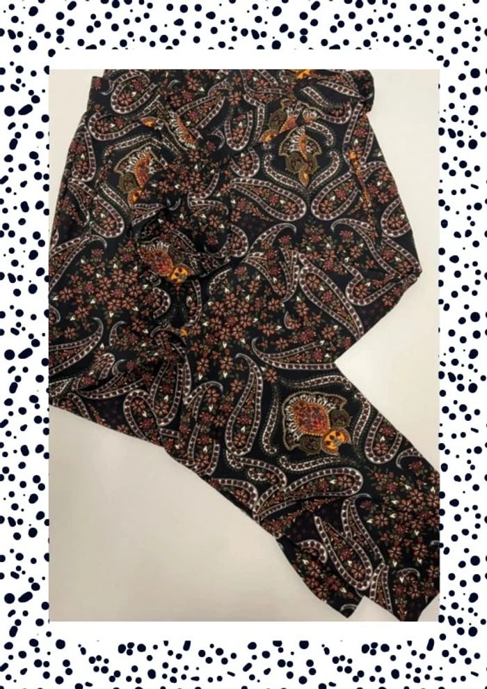 Pantalon fluide marque Stradivarius taille 32 xxs