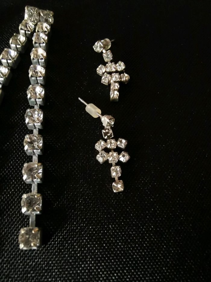 Boucles d'oreilles strass - photo numéro 2