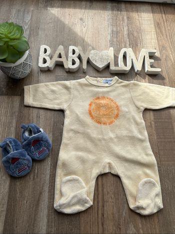 - Pyjama Tex baby       - 1 mois - Très bon état