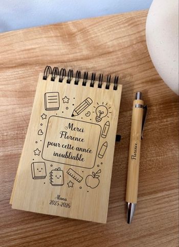 Carnet avec stylo en bambou personnalisés
