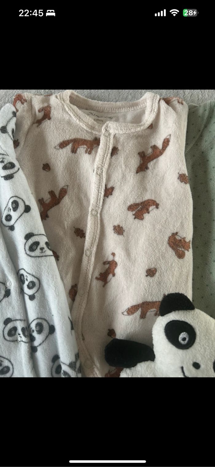 3 pyjamas velours - photo numéro 3