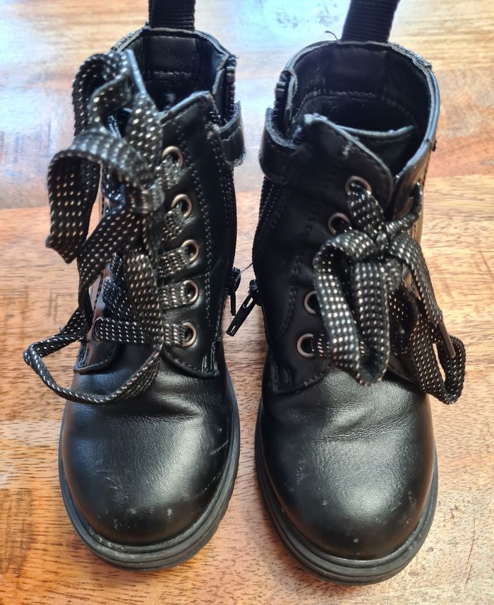 Chaussure bottines pointure 23 - photo numéro 4
