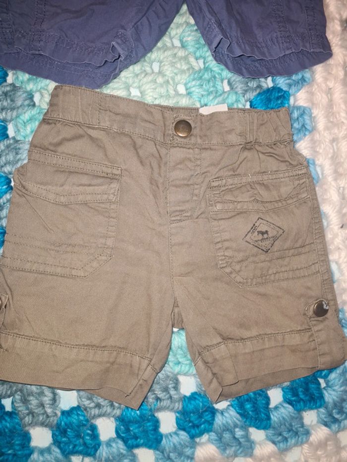 Lot 2 shorts 12 mois - photo numéro 2