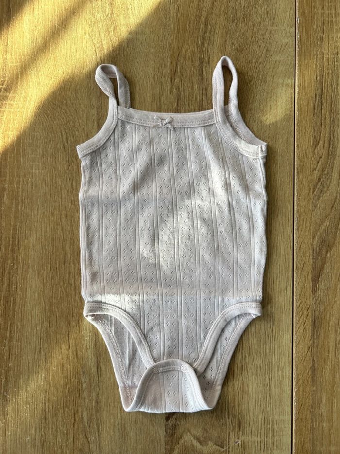 Lot 3 bodys 6 mois - photo numéro 2