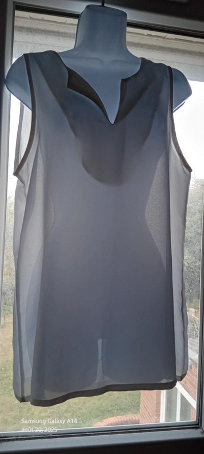 Blouse longue sans manches col V en voile femme S only & u - photo numéro 17