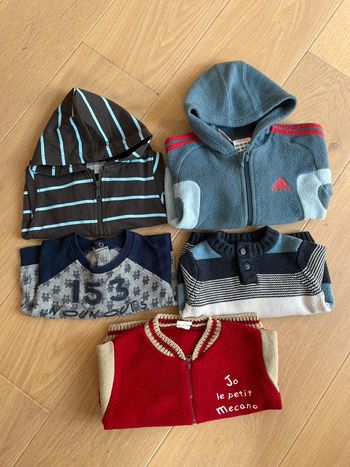 Lot de 5 pulls/gilets - 6 mois