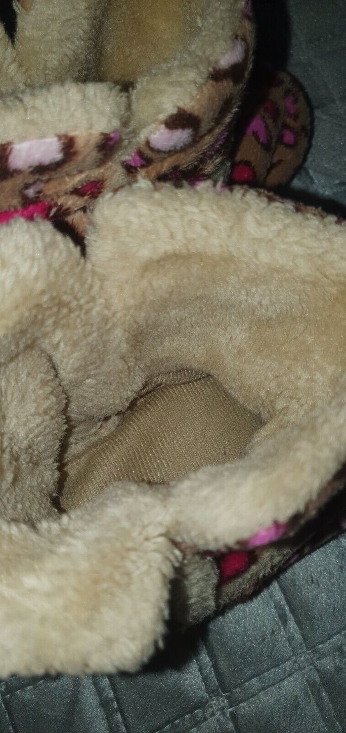 Chaussons velours polaire beige à petits cœur rose P: 28/29 - photo numéro 4