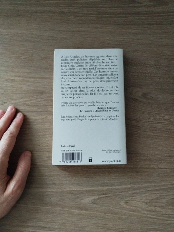 Livre robert crais l homme dans passé - photo numéro 2