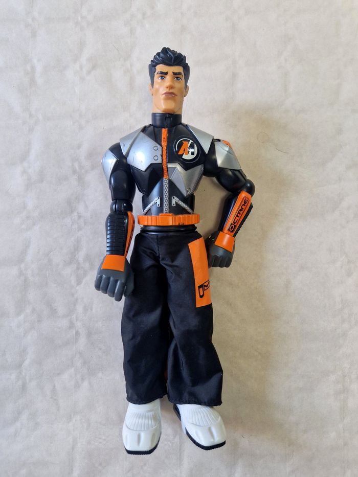 Figurine Action man HASBRO 2005 ACTION MAN ATOM A.T.O.M. ACTION FIGURE