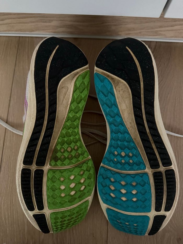 Nike Pegasus 40 - Taille 43 homme - photo numéro 2