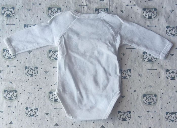 Lot de bodies ML taille 1 mois - photo numéro 10