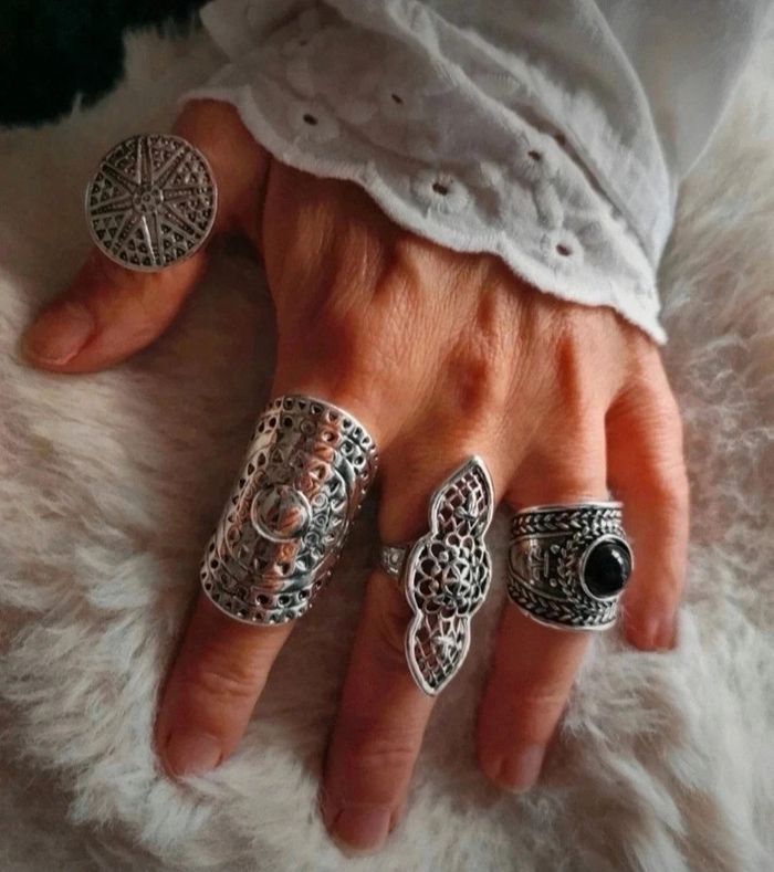 A41 lot de 8 bagues bohème rétro diverses taille neuve - photo numéro 3