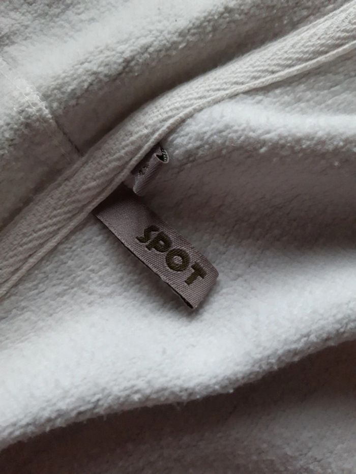 Gilet zippé à capuche - photo numéro 4