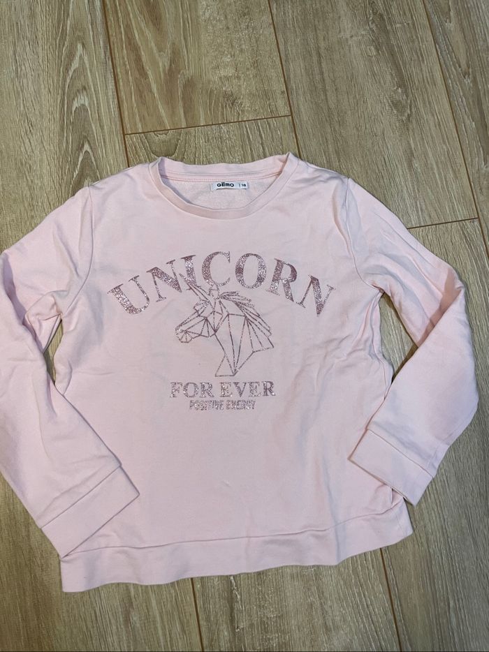Pull licorne