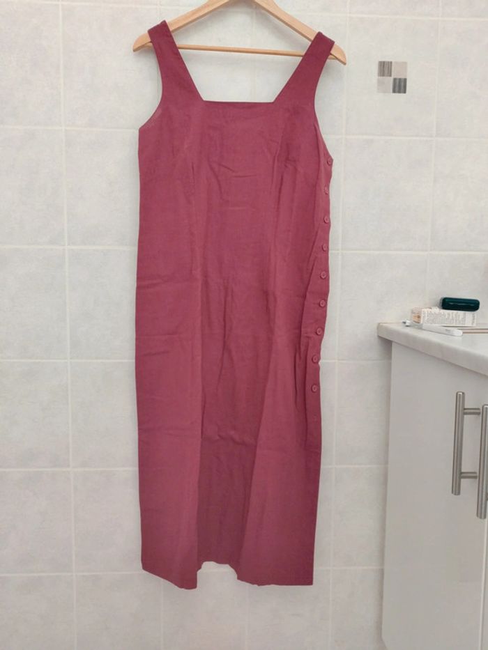 Robe en lin taille 42 très bon état