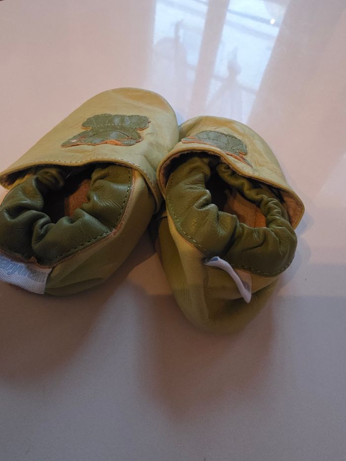 Chaussons souples bébés 18 à 20 - photo numéro 3