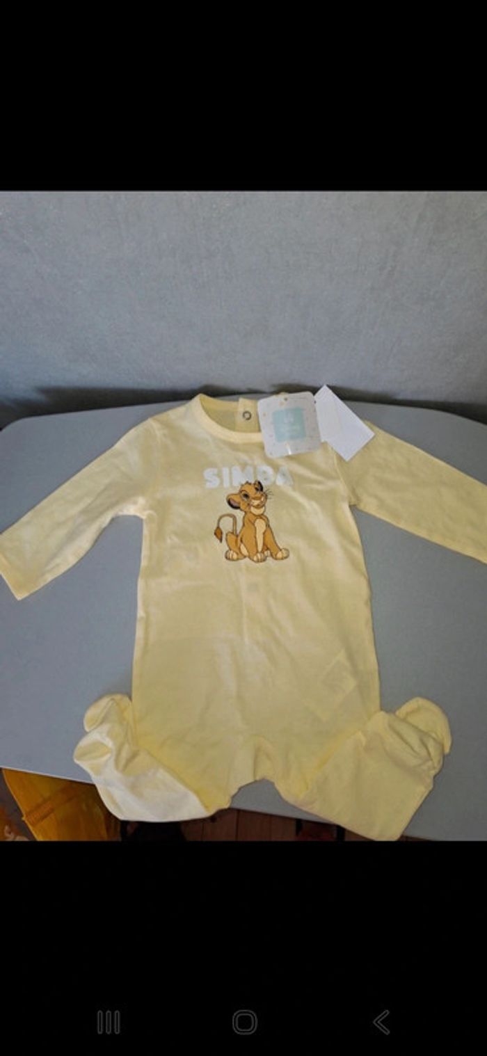 Lot pyjamas bodies - photo numéro 2