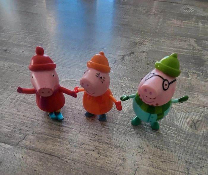 Lot de 3 figurines