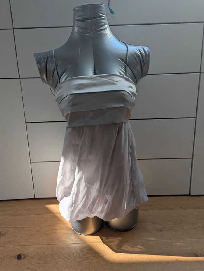 Robe gris-beige